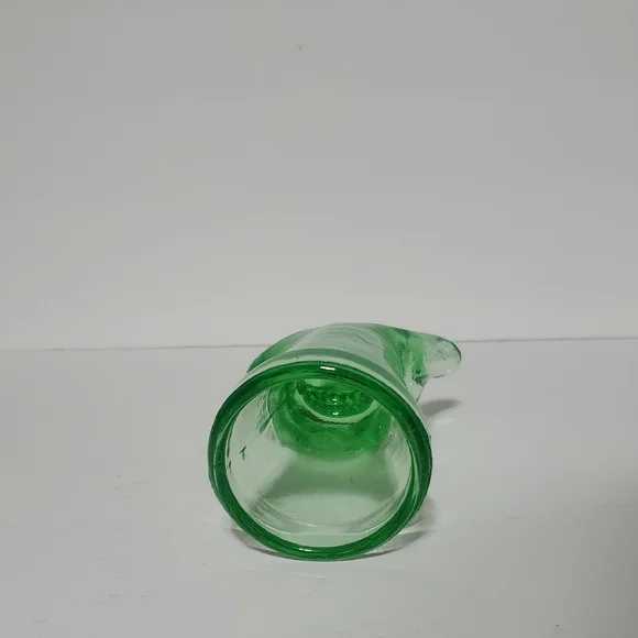 Green Glass Hand Sculpture - Picture 4 of 5